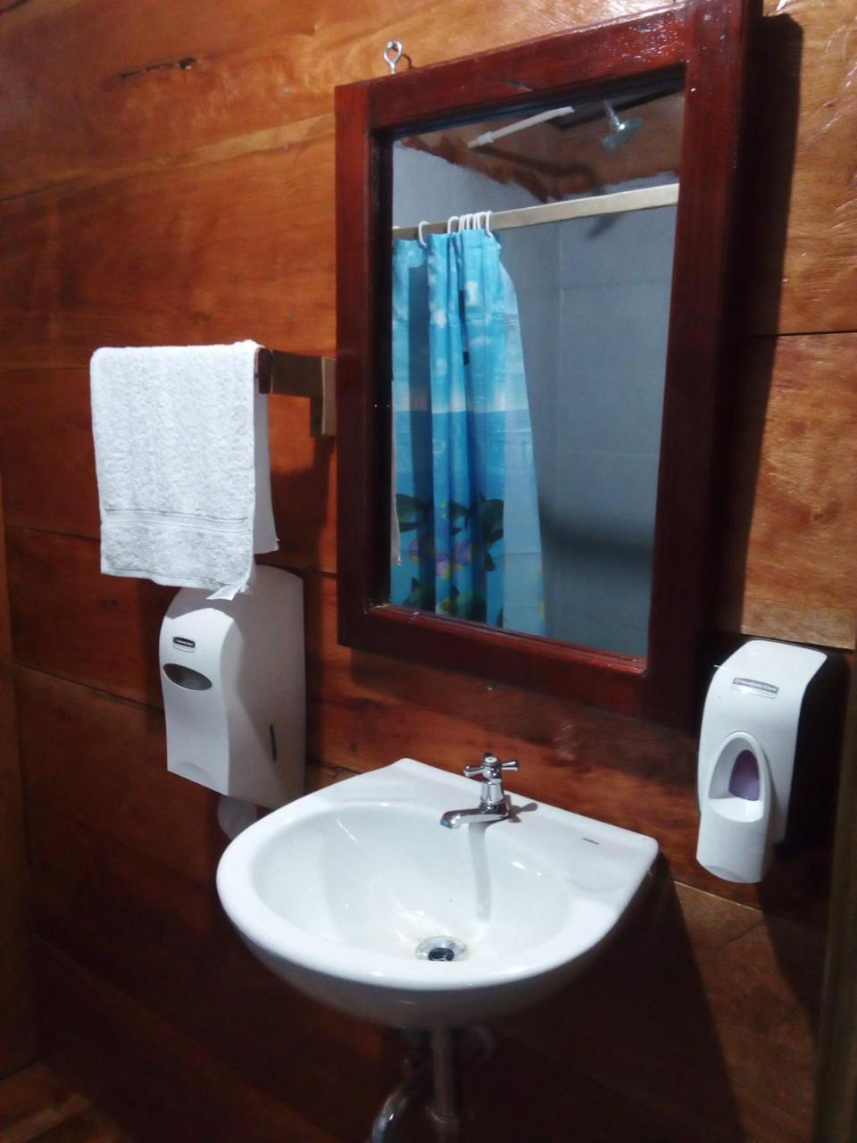 Casa Maya Lívingston Zewnętrze zdjęcie